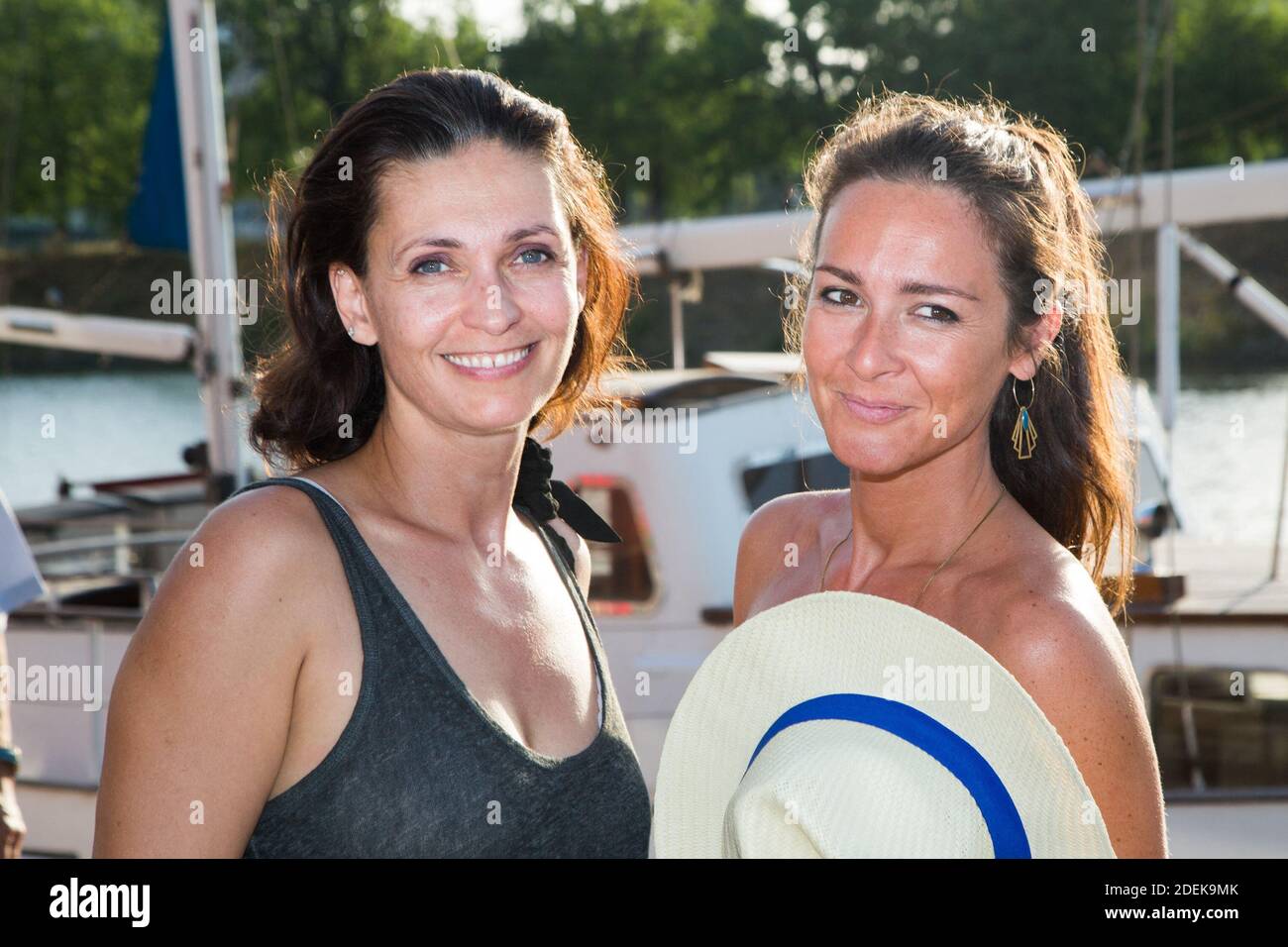 Adeline Blondieau, Emmanuelle Boidron lors de la 7eme Edition de la Petanque Gastronomique au Port de Grenelle le 27 juin 2019 à Parigi, Francia. Foto di Nasser Berzane/ABACAPRESS.COM Foto Stock