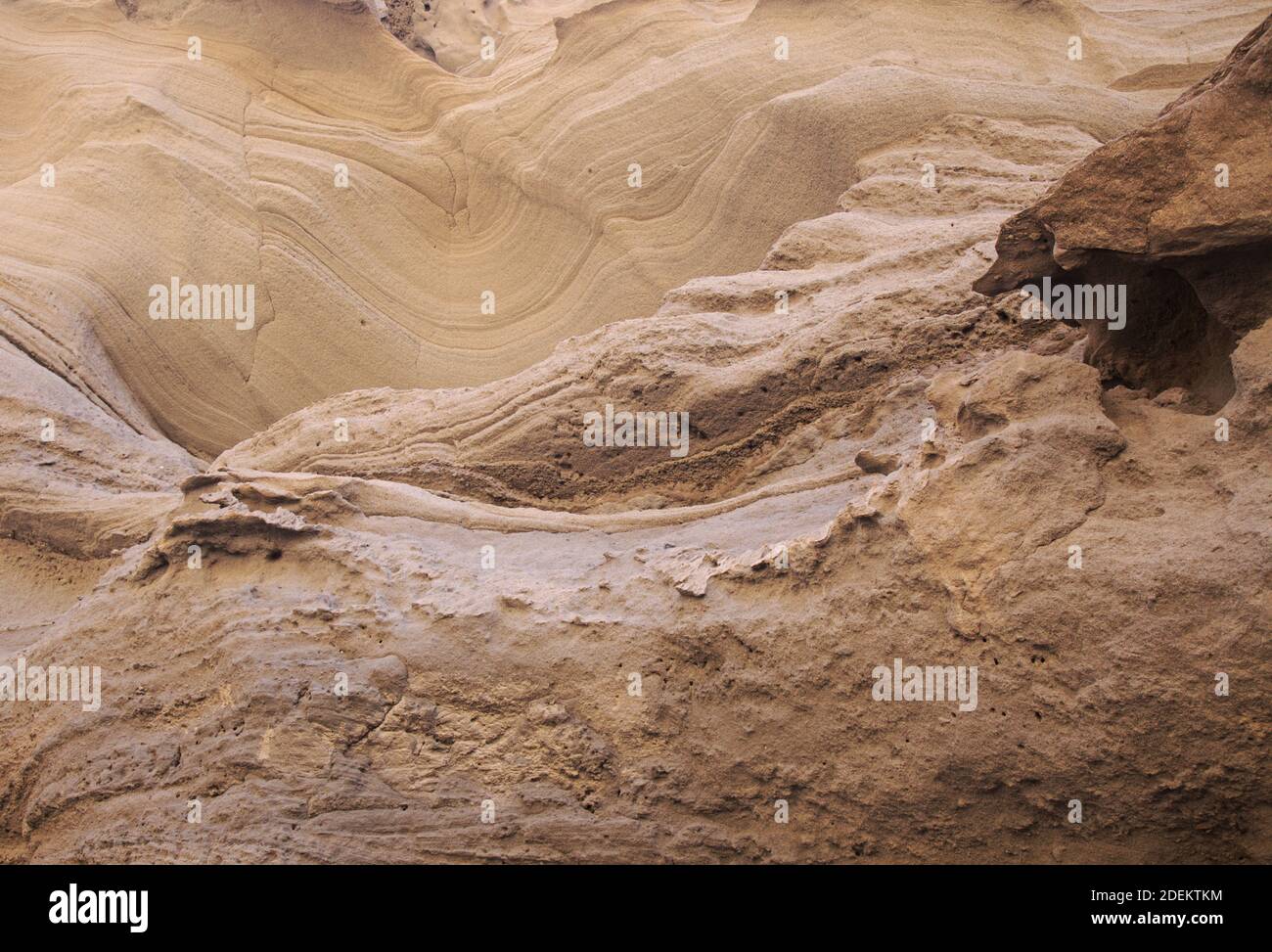 Gran Canaria, incredibili figure di erosione di pietra di sabbia in burroni sul capo di Punta de las Arenas sulla parte occidentale dell'isola, chiamato anche Playa de Artena Foto Stock
