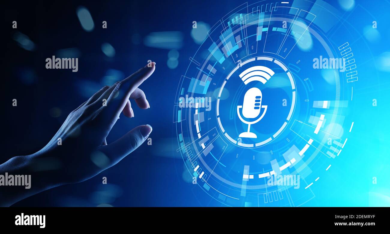 Il riconoscimento vocale di ricerca e controllo il simbolo del microfono su schermo virtuale Foto Stock