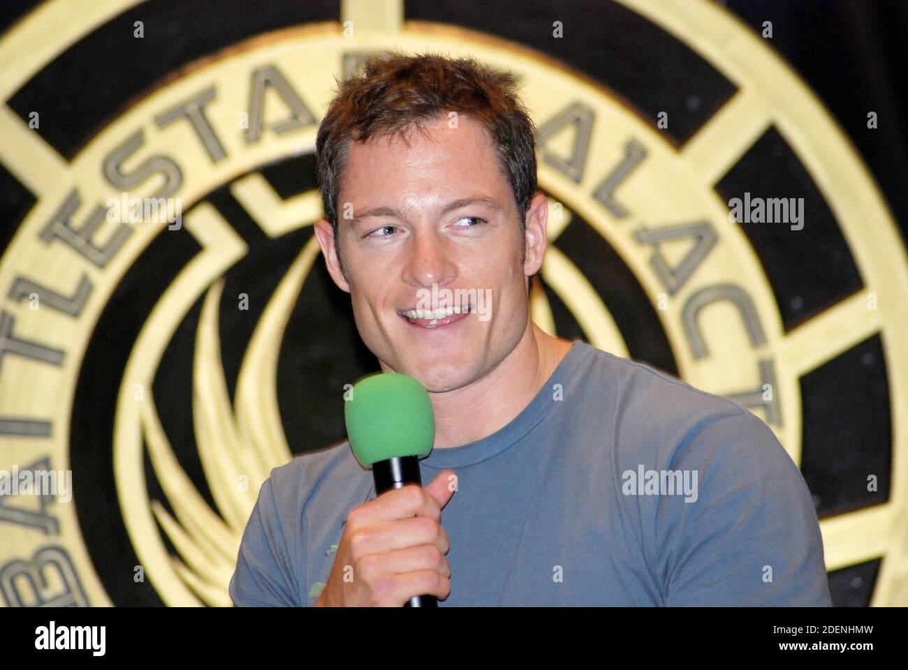 Tahmoh Penikett è un attore canadese noto per aver giocato a Karl Helo Agathon nello show televisivo fantascientifico Battlestar. Figlio dell'ex Premier Yukon, Tony Penikett. Foto Stock