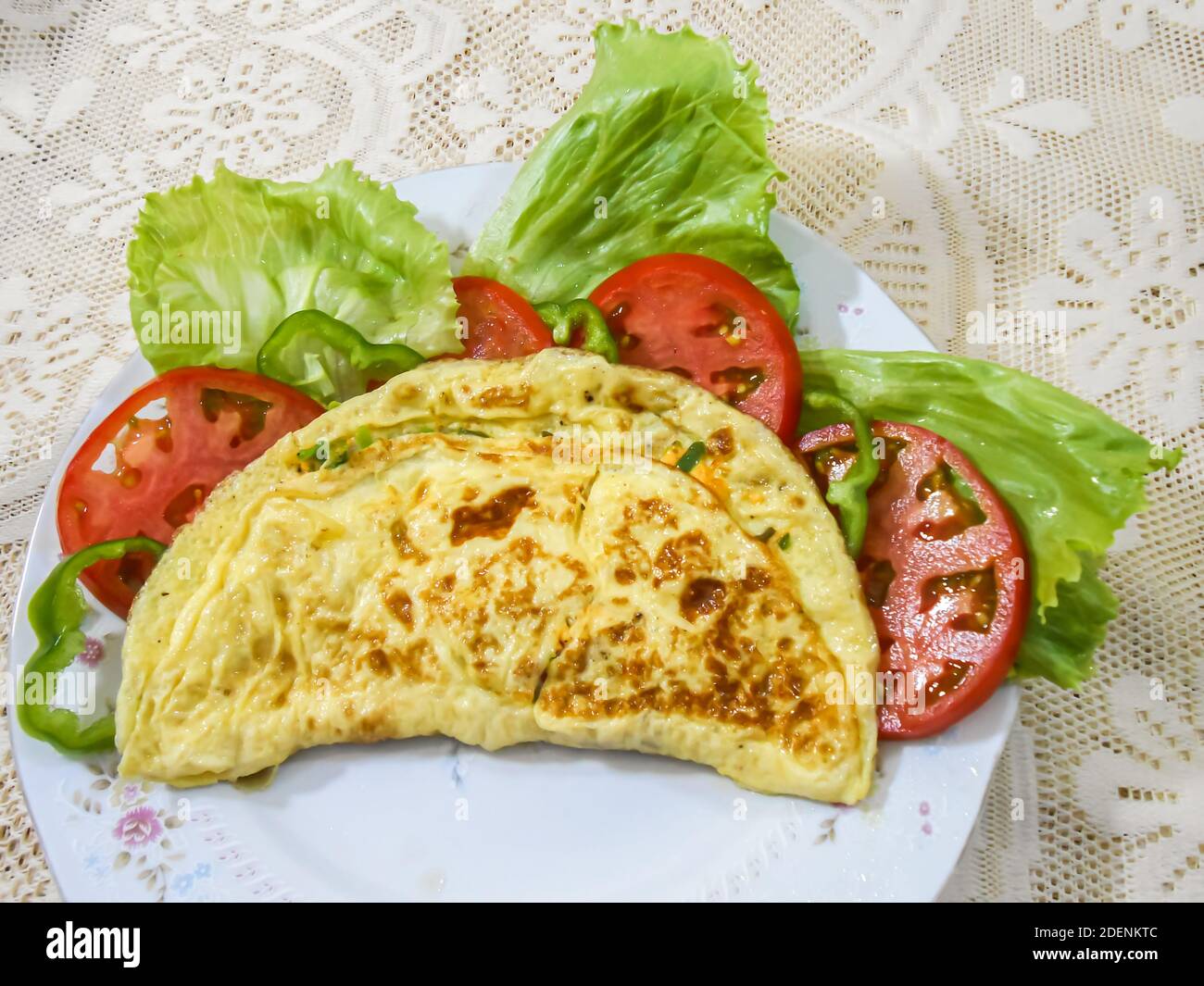 Omelette e verdure Foto Stock