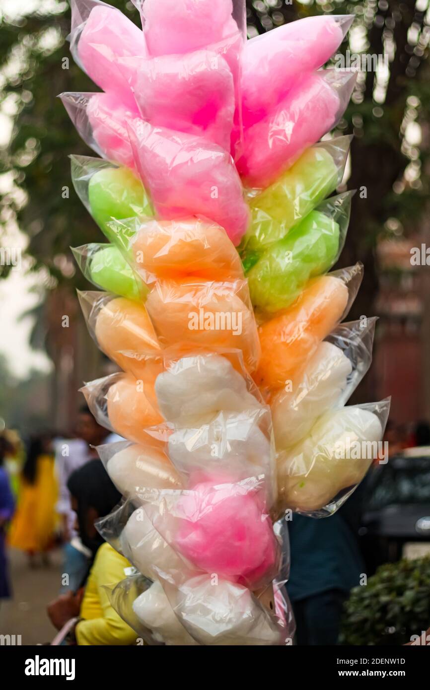 cibo di strada multicolore della città di dhaka in bangladesh Foto Stock