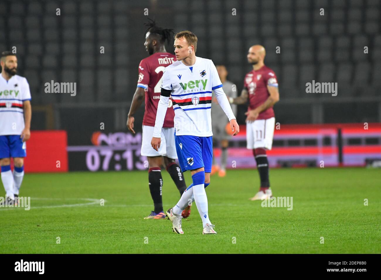 Torino, Italia. 30 novembre 2020. Mikkel Damsgaard (38) di Sampdoria visto nella Serie UNA partita tra Torino e Sampdoria allo Stadio Olimpico di Torino. (Foto: Gonzales Photo - Tommaso Fimiano). Foto Stock