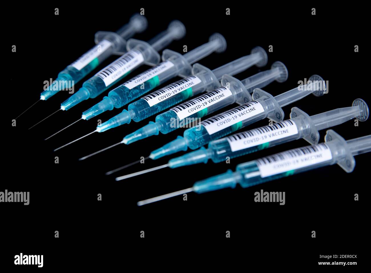L'Aia, Paesi Bassi. 01 dicembre 2020. Illustrazione di Corona Vaccin, 30 novembre 2020. Credit: Patrick van Katwijk/ |/dpa/Alamy Live News Foto Stock