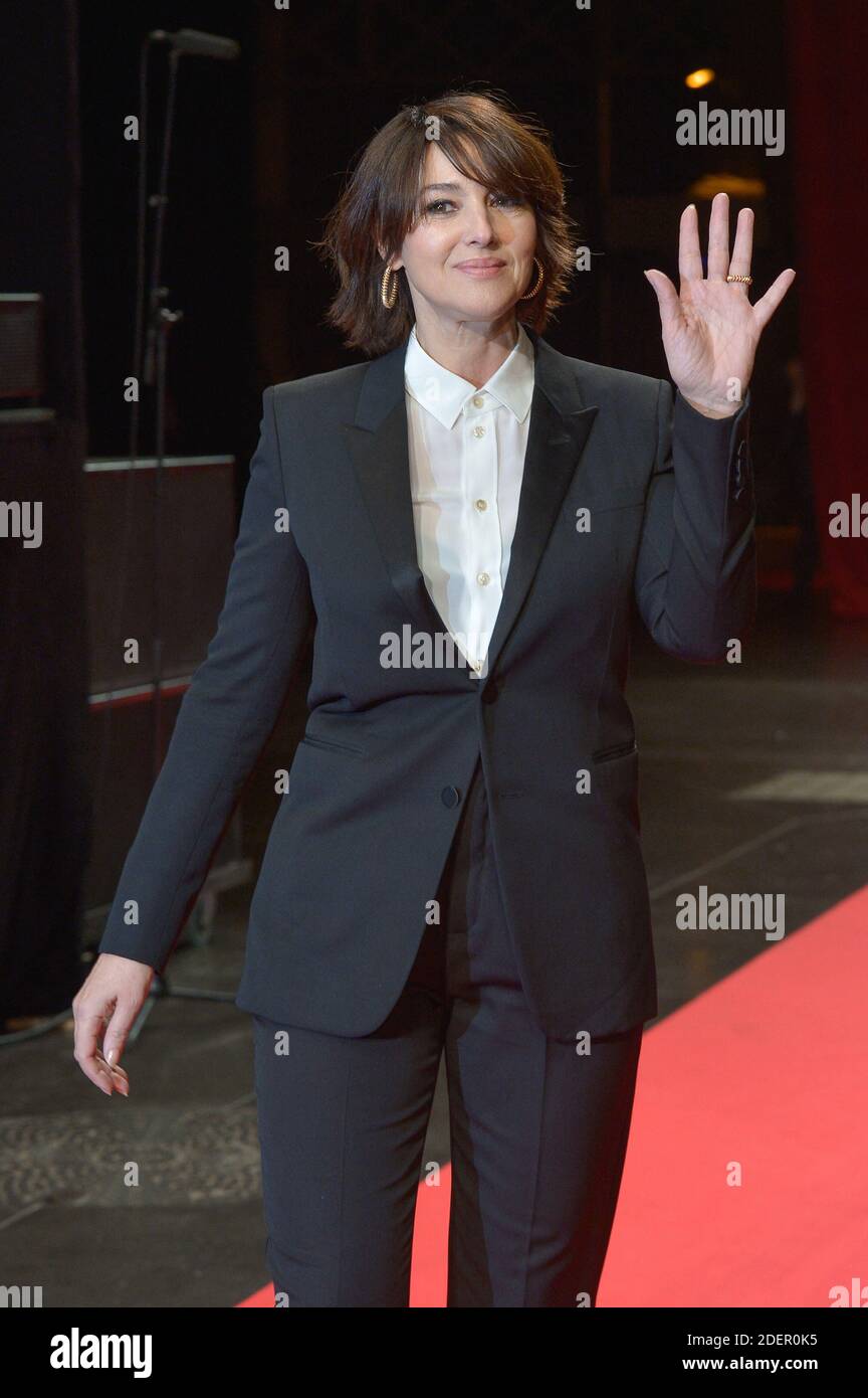 Monica Bellucci partecipa alla proiezione speciale del film Asterix Mission Cleopatre durante il 11° Festival di Lione Lumiere presso Halle Tony Garnier a Lione, Francia, il 17 ottobre 2019. Foto di Julien Reynaud/APS-Medias/ABACAPRESS.COM Foto Stock