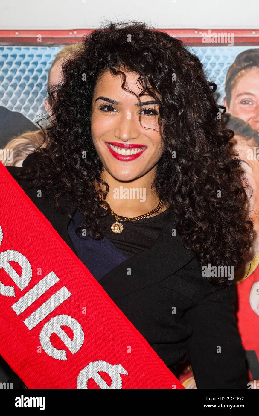 Sabrina Ouazani partecipa alla prima testa di una Belle Equipe agli Elysees Biarritz di Parigi, Francia, il 3 dicembre 2019. Foto di David Boyer/ABACAPRESS.COM Foto Stock