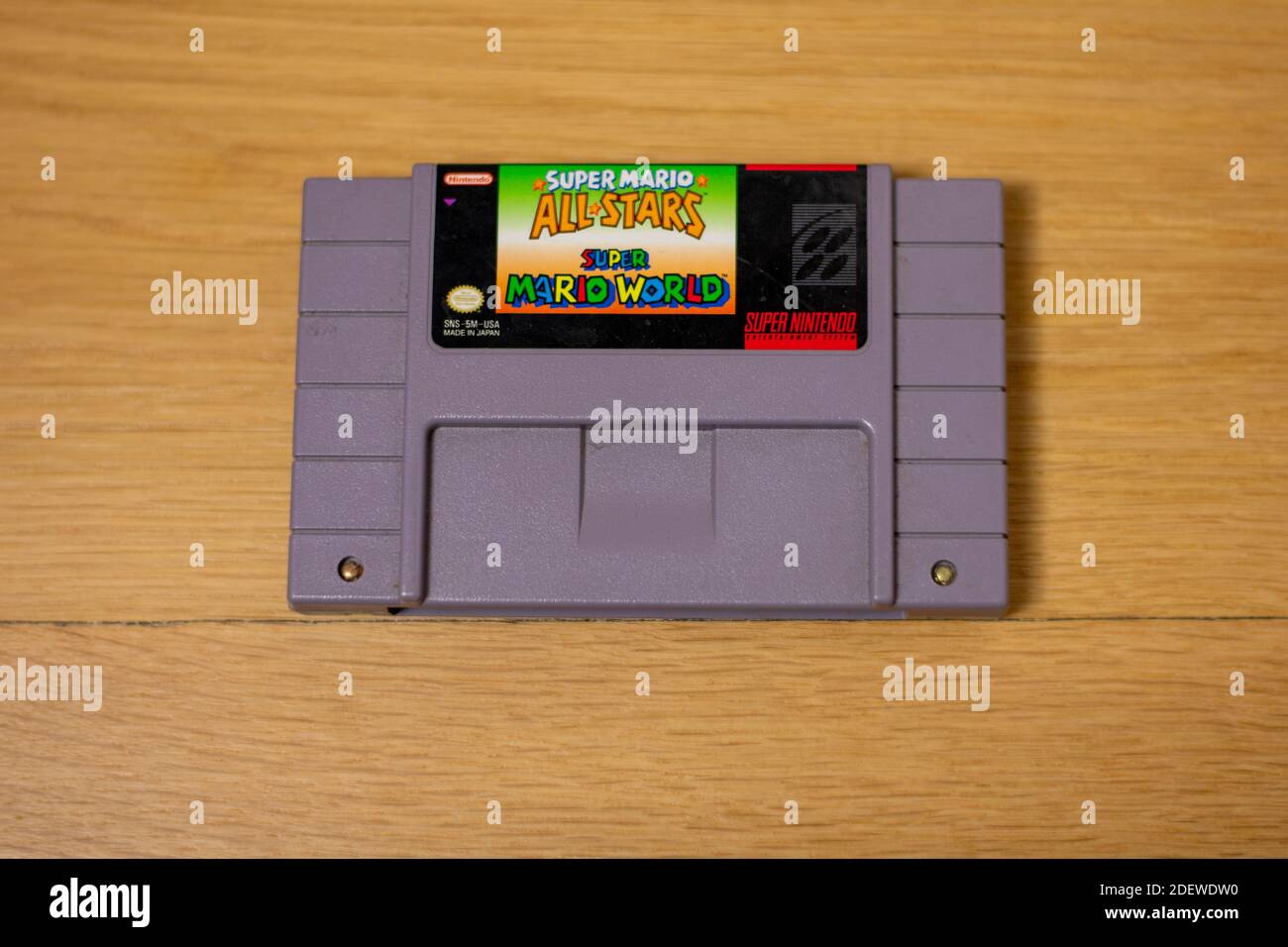 Super Mario All Stars per il Super Nintendo Entertainment System, un popolare gioco retro Video Foto Stock