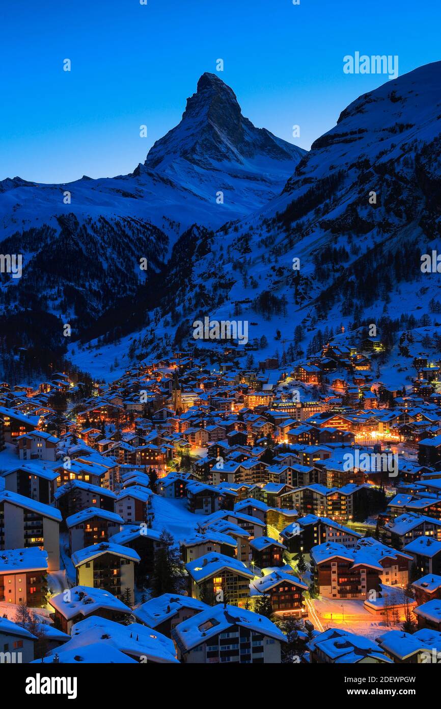 Geografia / viaggio, Svizzera, villaggio Zermatt e Cervino, Vallese, diritti-aggiuntivi-liquidazione-Info-non-disponibile Foto Stock