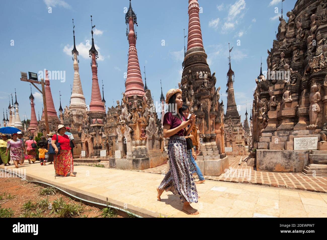 Stupa di Kakku, area del lago di Inle, stato di Shan, Myanmar, Asia Foto Stock