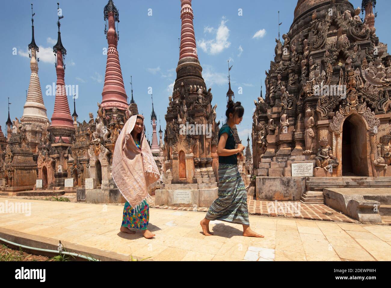 Stupa di Kakku, area del lago di Inle, stato di Shan, Myanmar, Asia Foto Stock