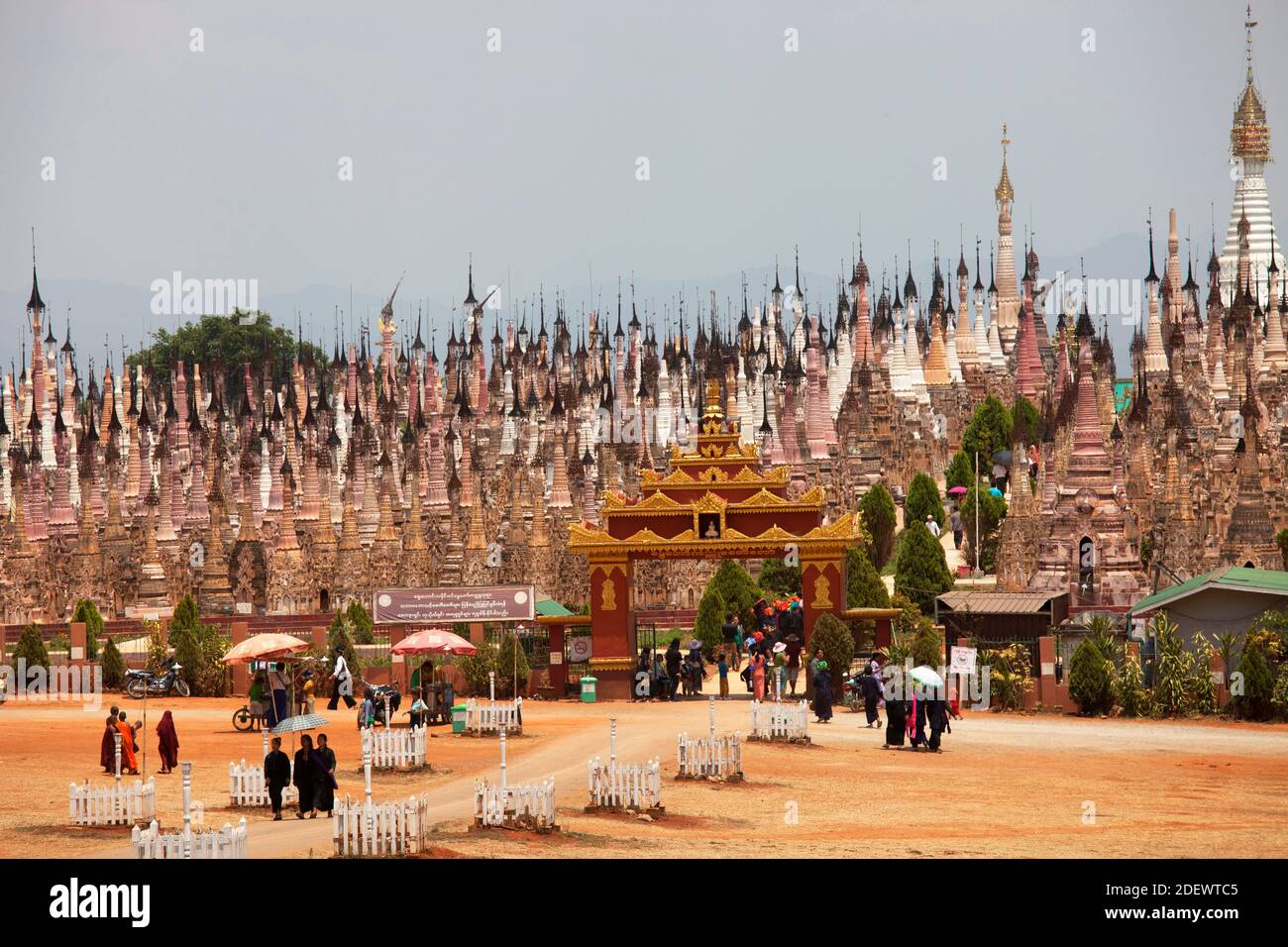 Stupa di Kakku, area del lago di Inle, stato di Shan, Myanmar, Asia Foto Stock