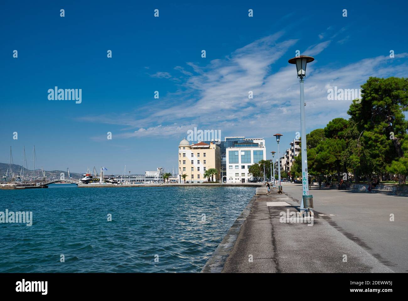 Volos, Grecia, destinazione turistica assoluta, parco, passeggiata, mare, paesaggio, estate, mare. Foto Stock