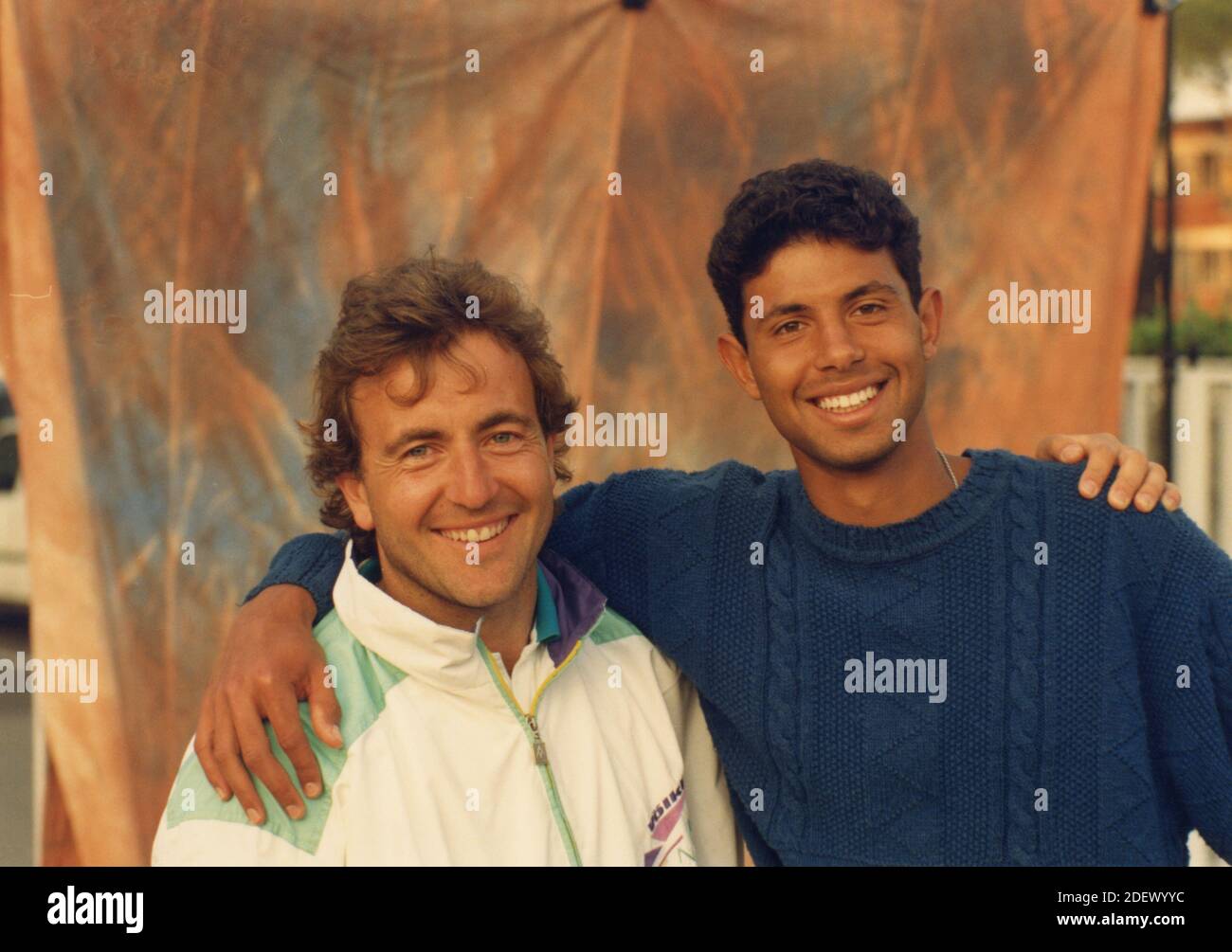 Tennista egiziano Tamer El Sawy (a destra), anni '90 Foto Stock