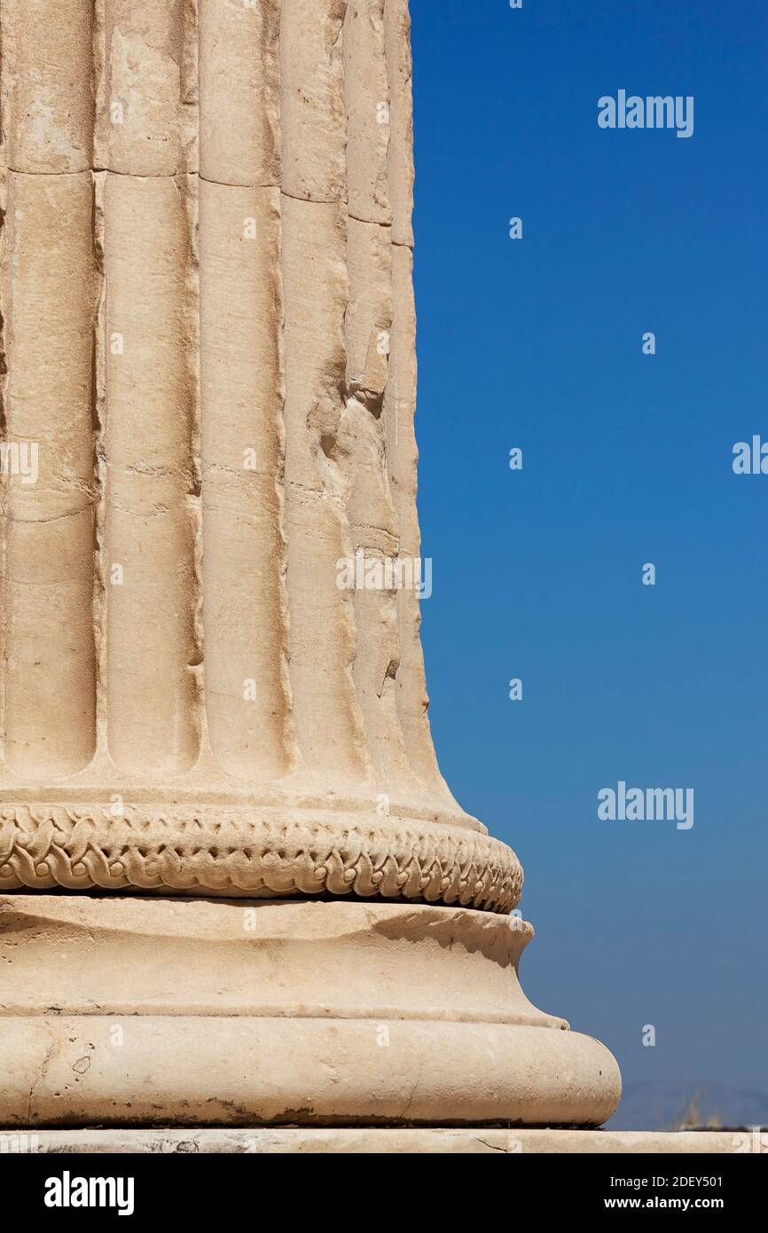 Colonne, l'Erechtheion (o Erechtheum), l'Acropoli, Atene, Grecia Foto Stock