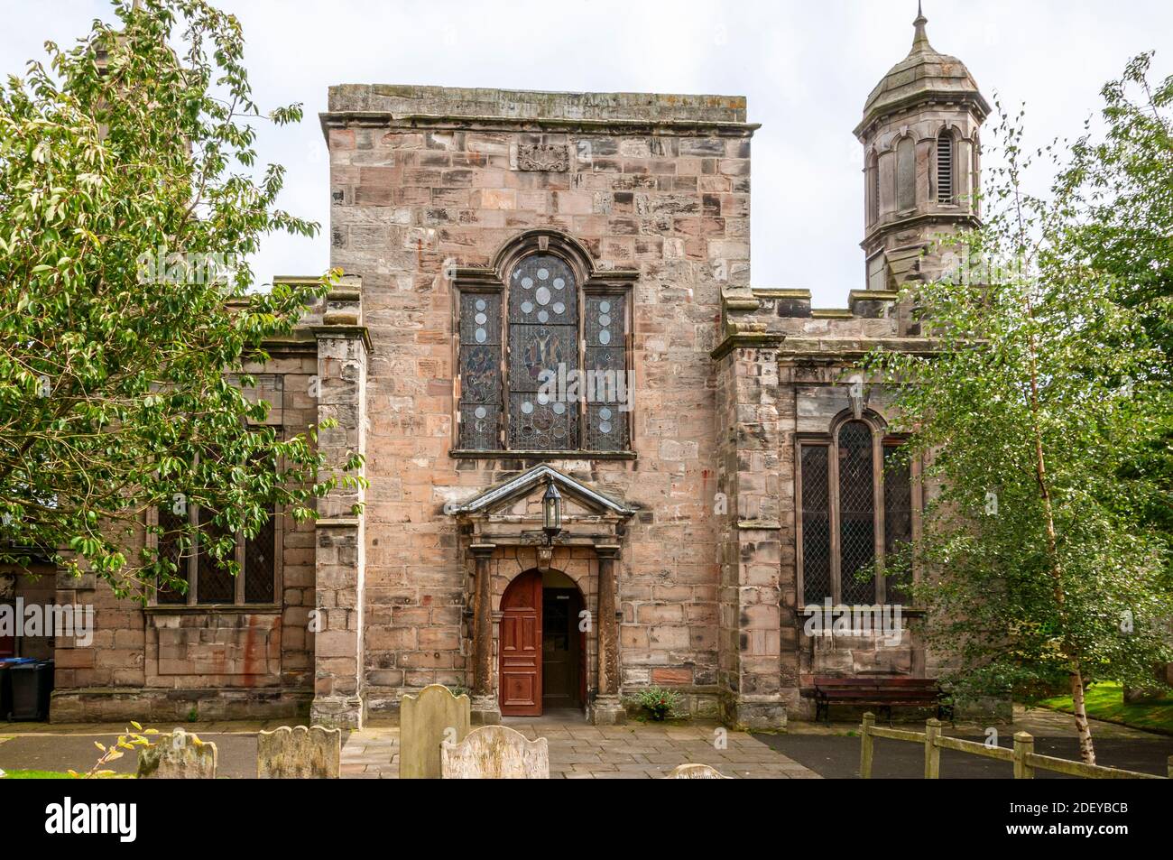 Il portico d'ingresso alla chiesa parrocchiale di Berwick-on-Tweed dedicato Alla Santissima Trinità e Santa Maria costruita nel 1650 Durante l'era del Commonwealth Foto Stock