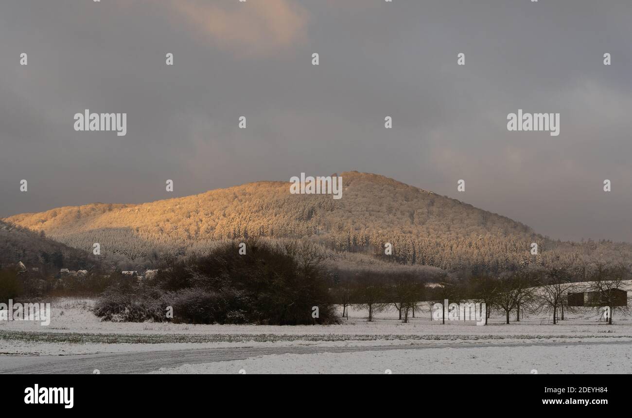 Vista sulla collina tedesca chiamata Lindenhardt vicino al villaggio Battenfeld Foto Stock