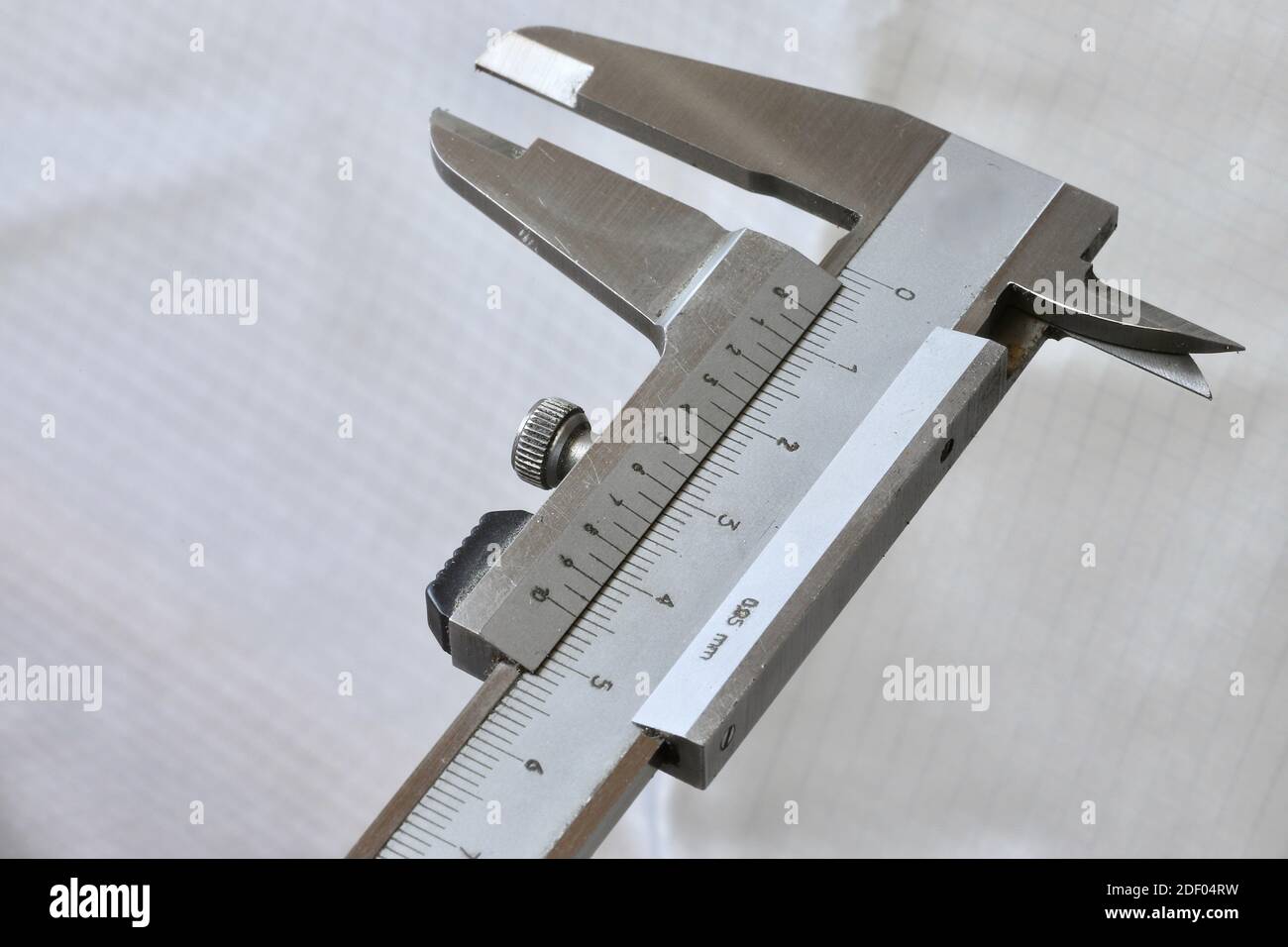 primo piano di un calibro a pinza Foto Stock