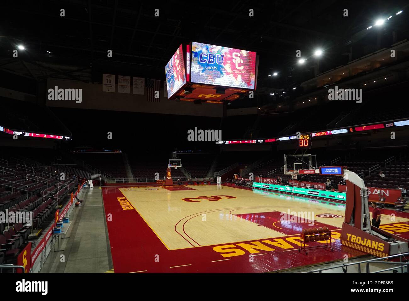 Una vista generale del Galen Center durante una partita di pallacanestro della NCAA tra i Cavalieri Battista della California del Sud e i Trojan della California del Sud, mercoledì, novembre. Foto Stock