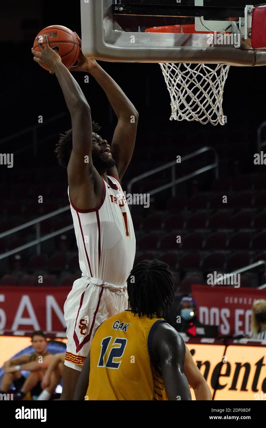 Il sud California Trojans avanti Chevez Goodwin (1) dunks la palla Contro i Cavalieri Battista di Cal nella seconda metà durante Un gam di basket NCAA Foto Stock