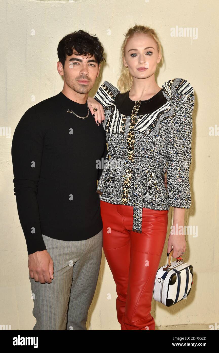 File photo - Joe Jonas e Sophie Turner partecipano al Louis Vuitton Cruise  2020 Fashion Show presso il terminal TWA dell'aeroporto JFK il 08 maggio  2019 a New York City. Sophie Turner