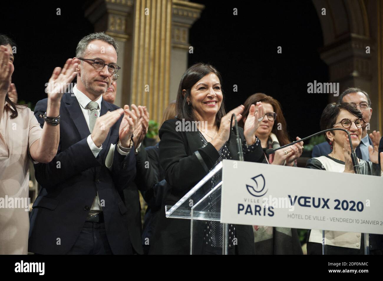 Emmanuel Gregoire e Anne Hildago - il sindaco di Parigi Anne Hidalgo presenta i suoi auguri per il nuovo anno a Parigi, in Francia, il 10 gennaio 2020. Foto di Magali Cohen/ABACAPRESS.COM Foto Stock