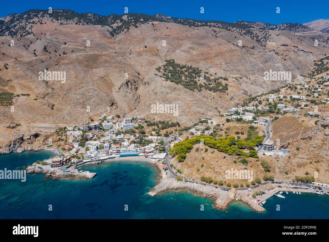 Hora Sfakion è la capitale della remota e montuosa regione della Sfakia dal Mar Libico a Creta, Grecia Foto Stock