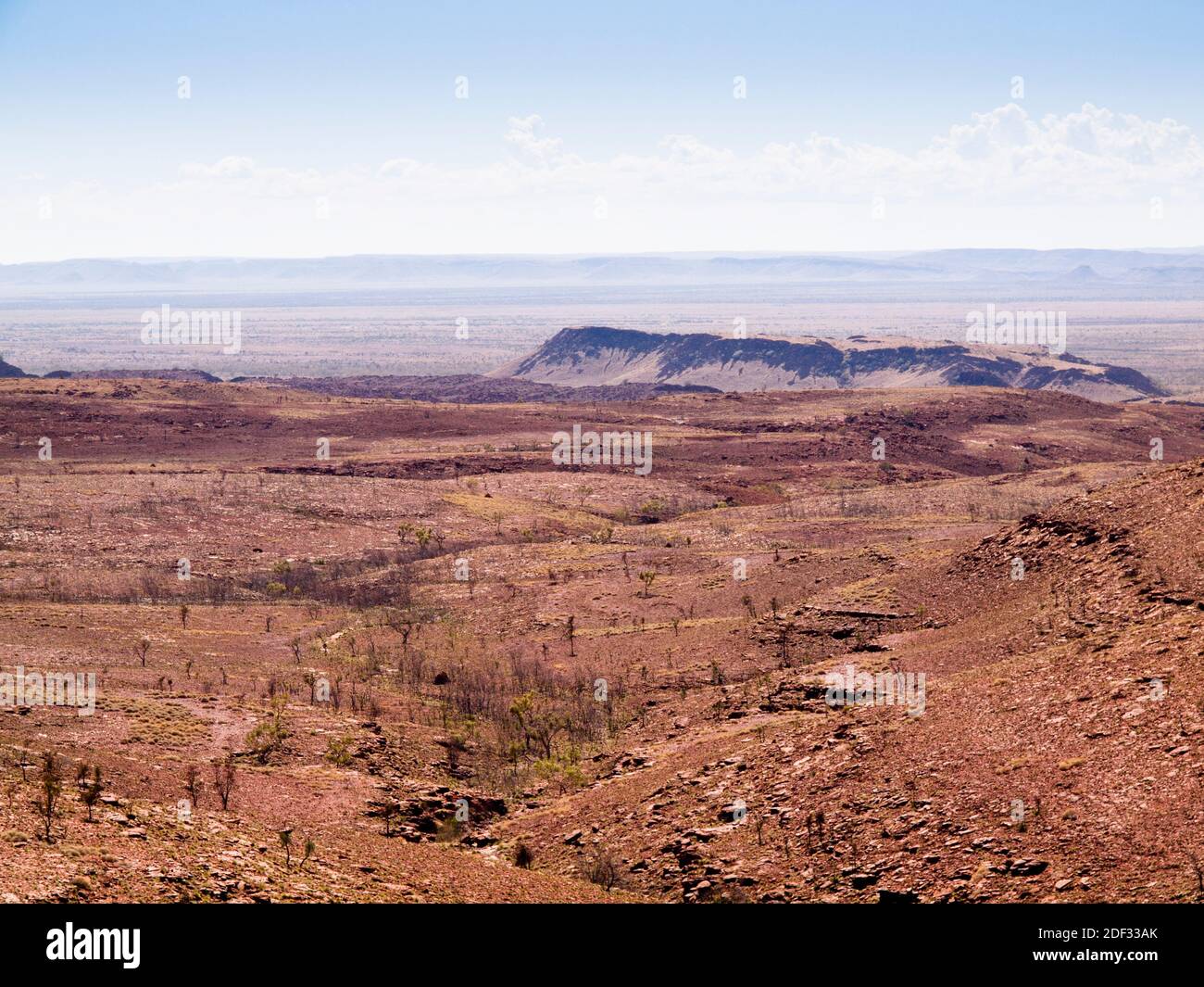 Vista del deserto dal Monte Herbert nella catena montuosa di Chichester, Millstream Chichester National Park, Pilbara, Australia Occidentale Foto Stock