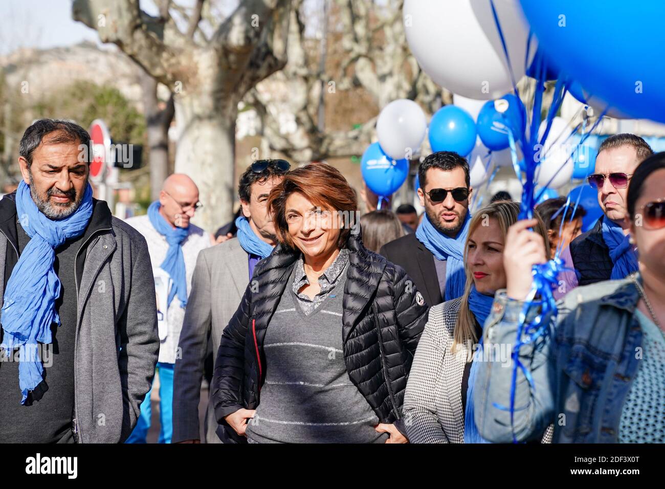 Ultimi giorni della campagna comunale per Martine Vassal, LR candidato per il sindaco di Marsiglia alle elezioni comunali del 2020, con Moussa Maaskri e Jazia Curbadou, nel distretto di l'estaque a Marsiglia, Francia il 12 marzo 2020. Foto di Julien Poupart/ABACAPRESS.COM Foto Stock