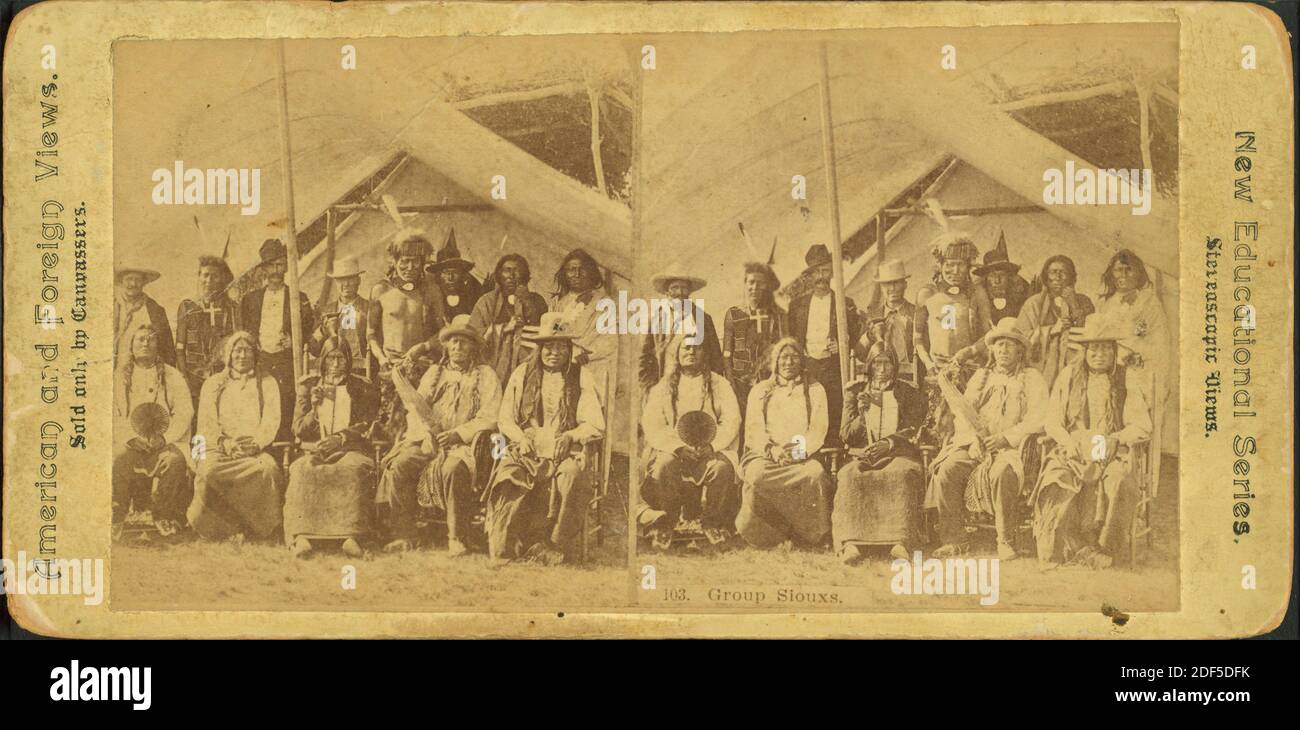 Gruppo Siouxs., fermo immagine, Stereografi, 1850 - 1930 Foto Stock
