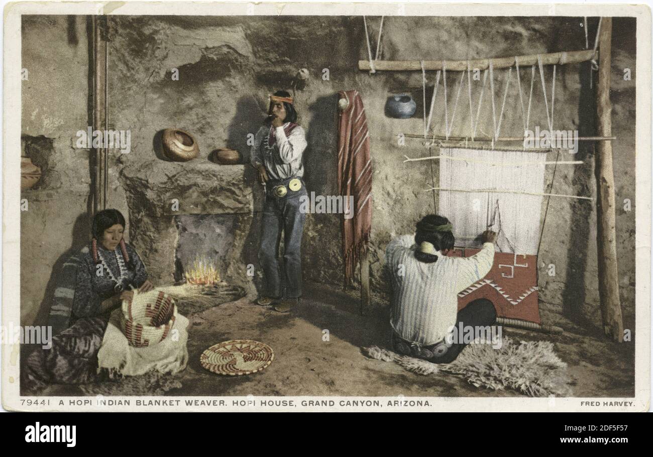 A Hopi Indian Blanket Weaver, Hopi House, Grand Canyon, Ariz., fermo immagine, Cartoline, 1898 - 1931 Foto Stock