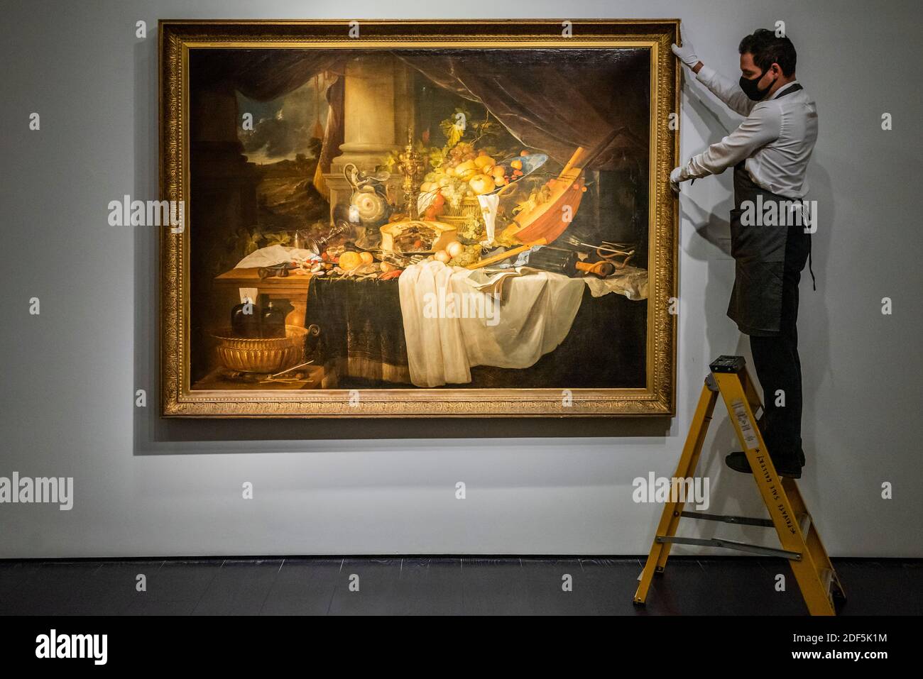 Londra, Regno Unito. 3 dicembre 2020. JAN DAVIDSZ. DE HEEM, UNA vita still banchetto, stima £4,000,000-6,000,000) parte di vendita serale Old Masters, 15 dicembre 18.00 - UN'anteprima di Christie's Classic Week che include 10 vendite la prossima settimana. Credit: Guy Bell/Alamy Live News Foto Stock