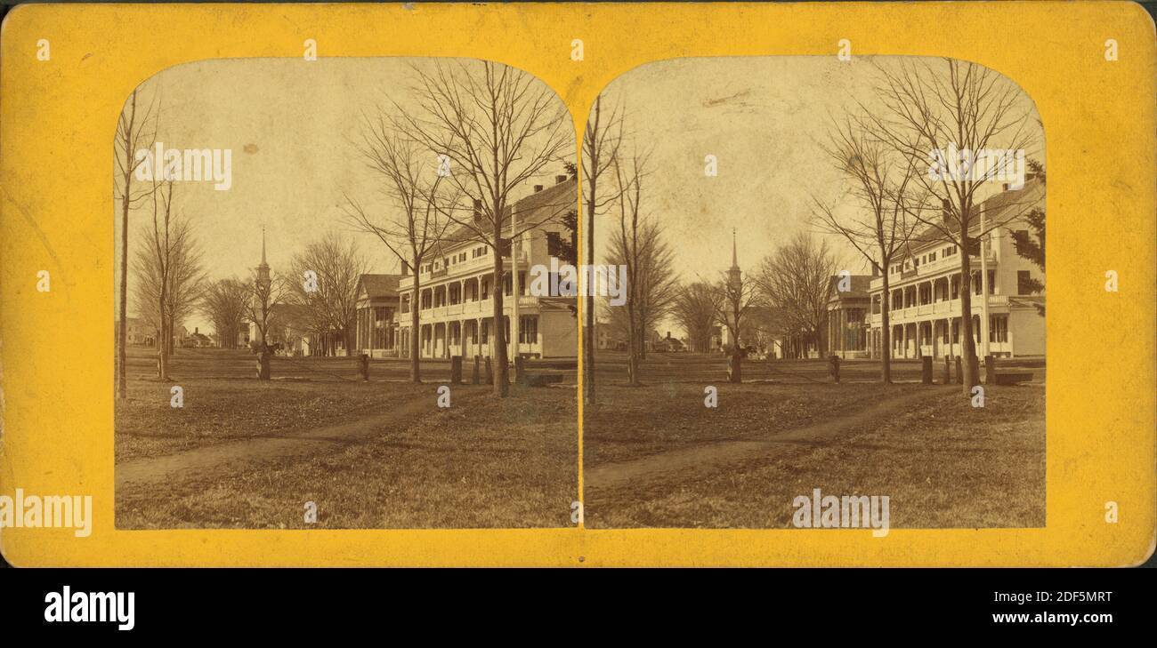 West Side of the commons., still image, Stereographs, 1850 - 1930, Putnam, George T., 1851 Foto Stock