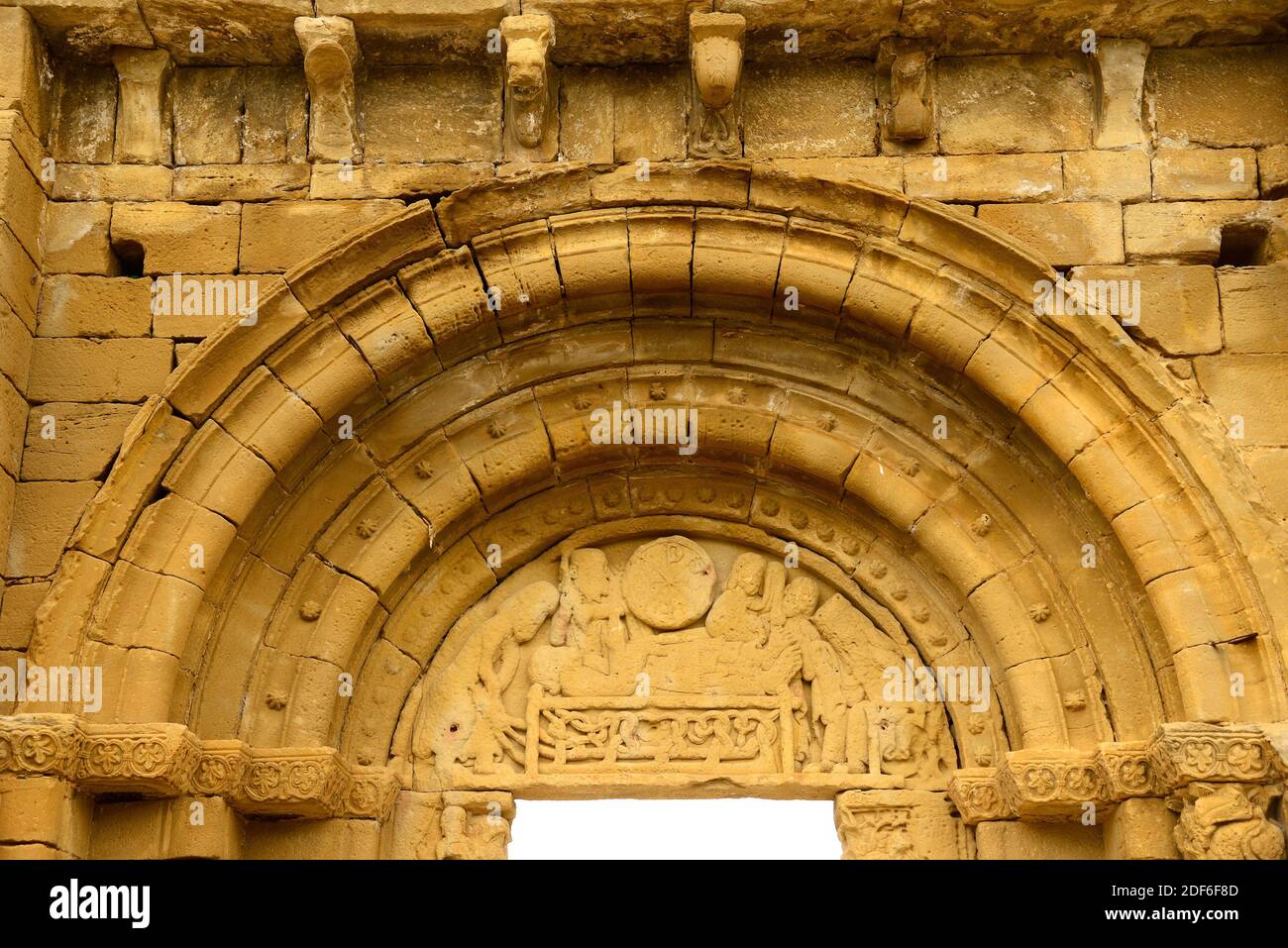 Uncastillo (Conjunto Historico artistico), resti di San Lorenzo (XII secolo). Regione di Cinco Villas, provincia di Saragozza, Aragona, Spagna. Foto Stock