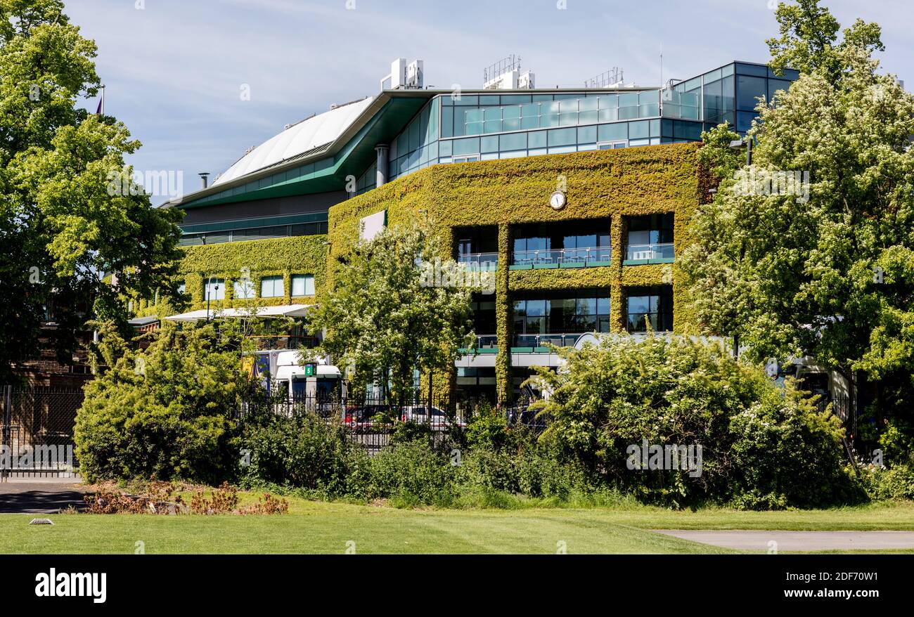 Esterno dell'All England Tennis Club Wimbledon London UK Foto Stock