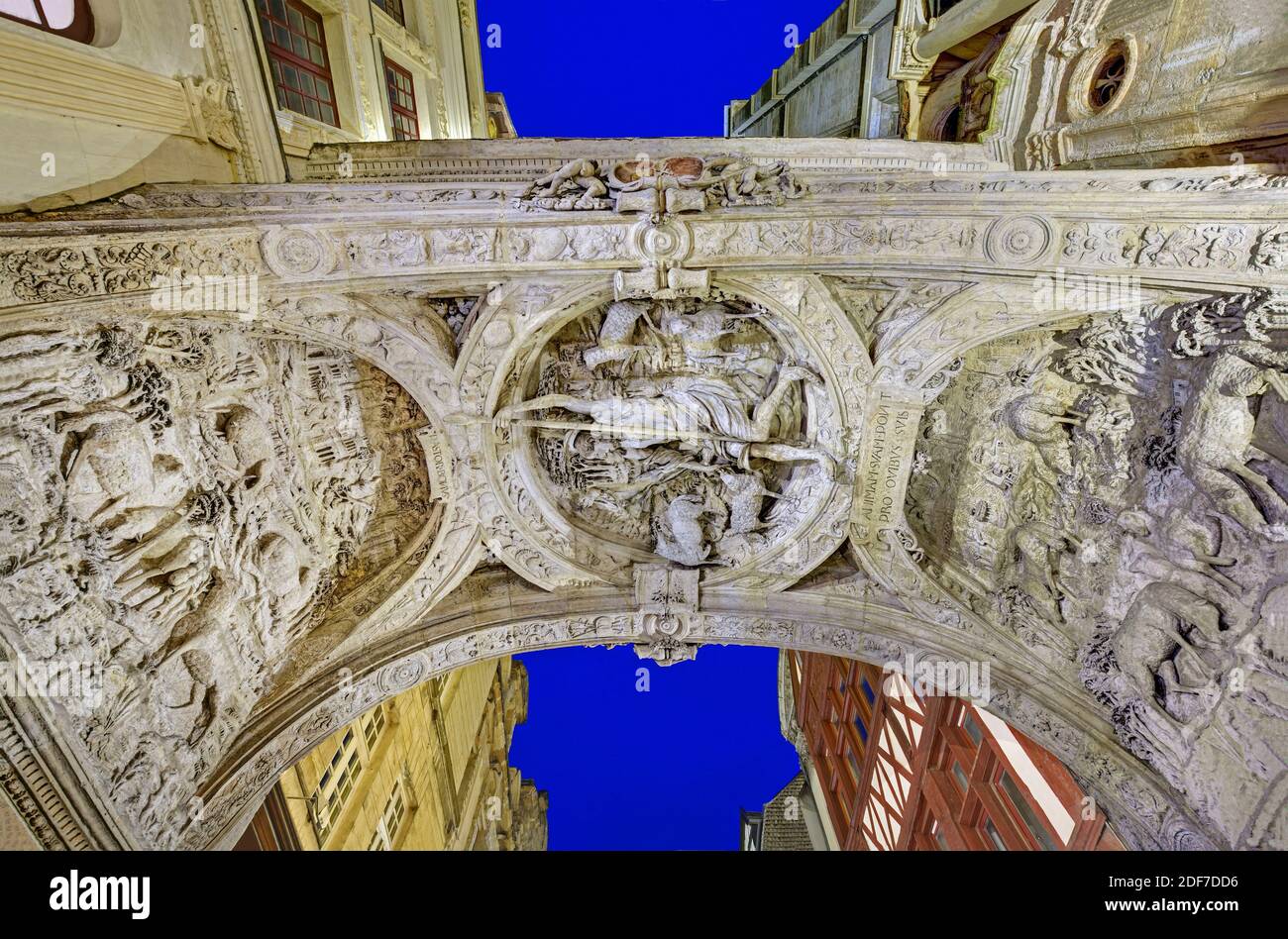 Francia, Senna Marittima, Rouen, l'intradosso dell'arco del Padiglione Gros-Horloge (Grande Orologio) Foto Stock