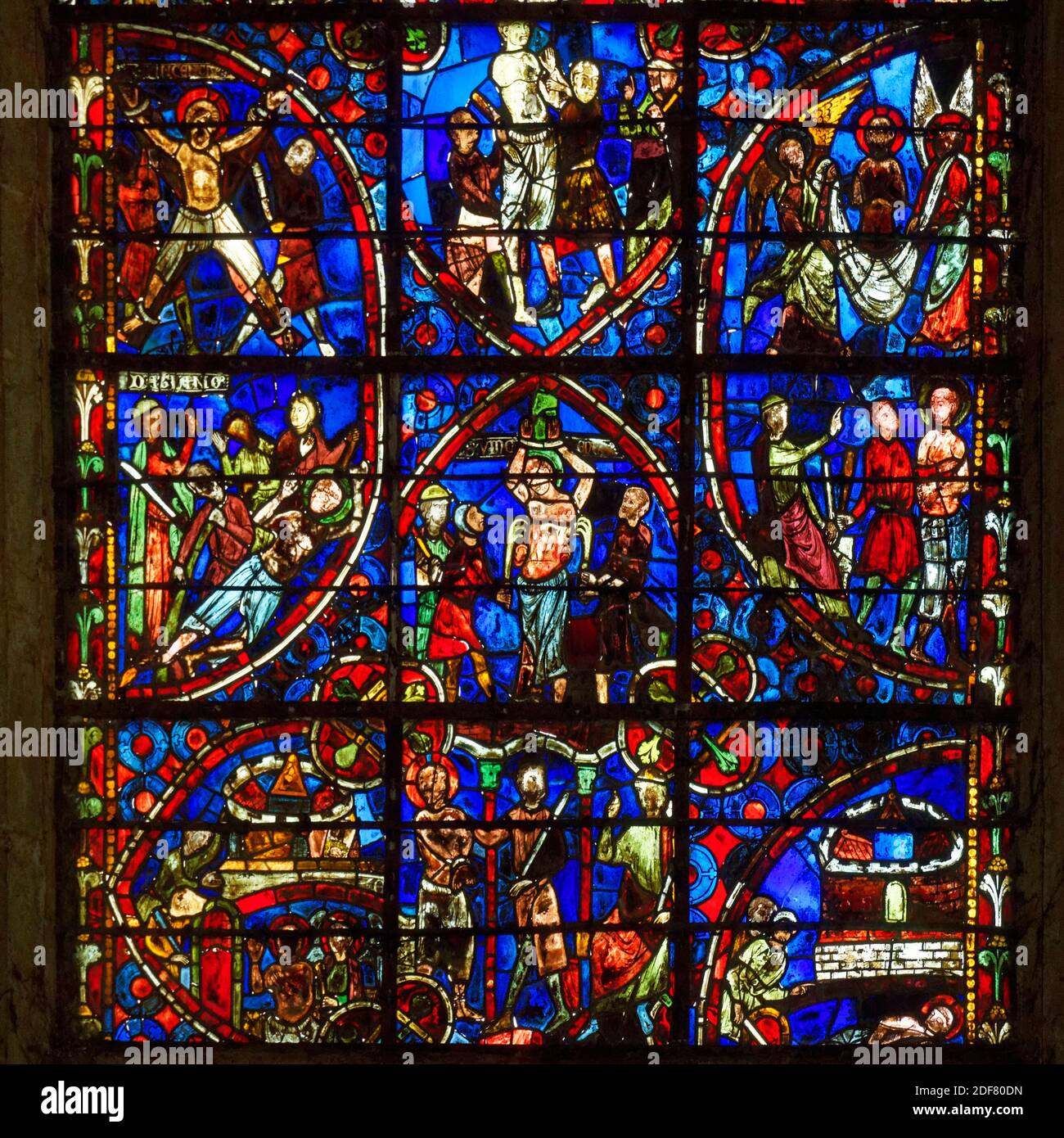 Francia, Yonne, Auxerre, Cattedrale di Saint Etienne, vetrate Foto Stock