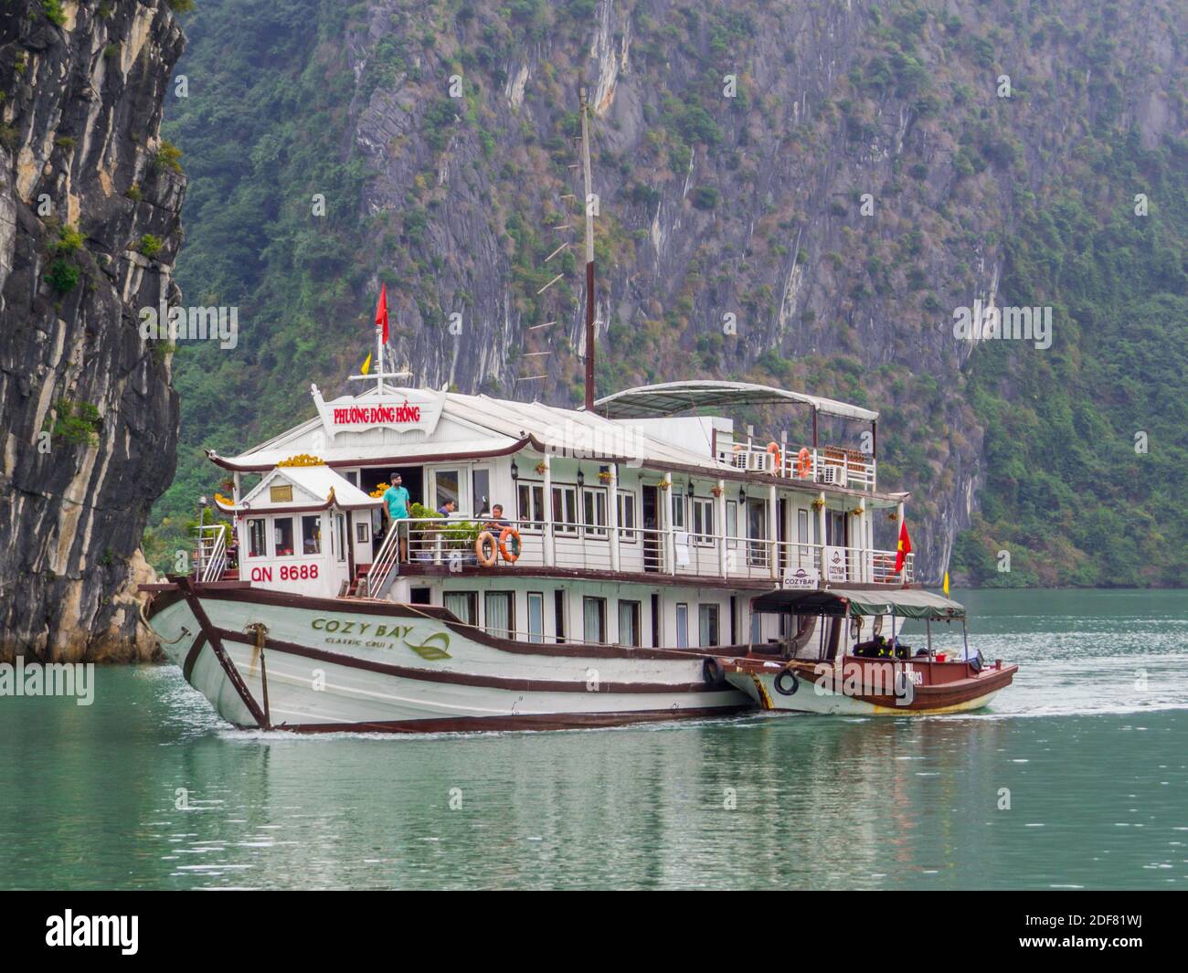 Halong Bay, Vietnam Foto Stock