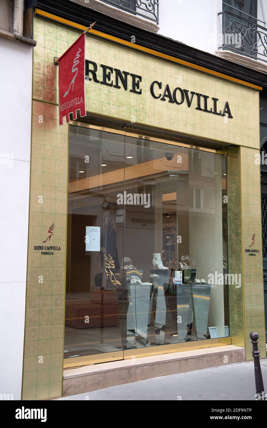 Una visione generale del negozio RENE CAOVILLA, il 04 maggio 2020 a Parigi, Francia.Foto di David NIVIERE/ABACAPRESS.COM Foto Stock