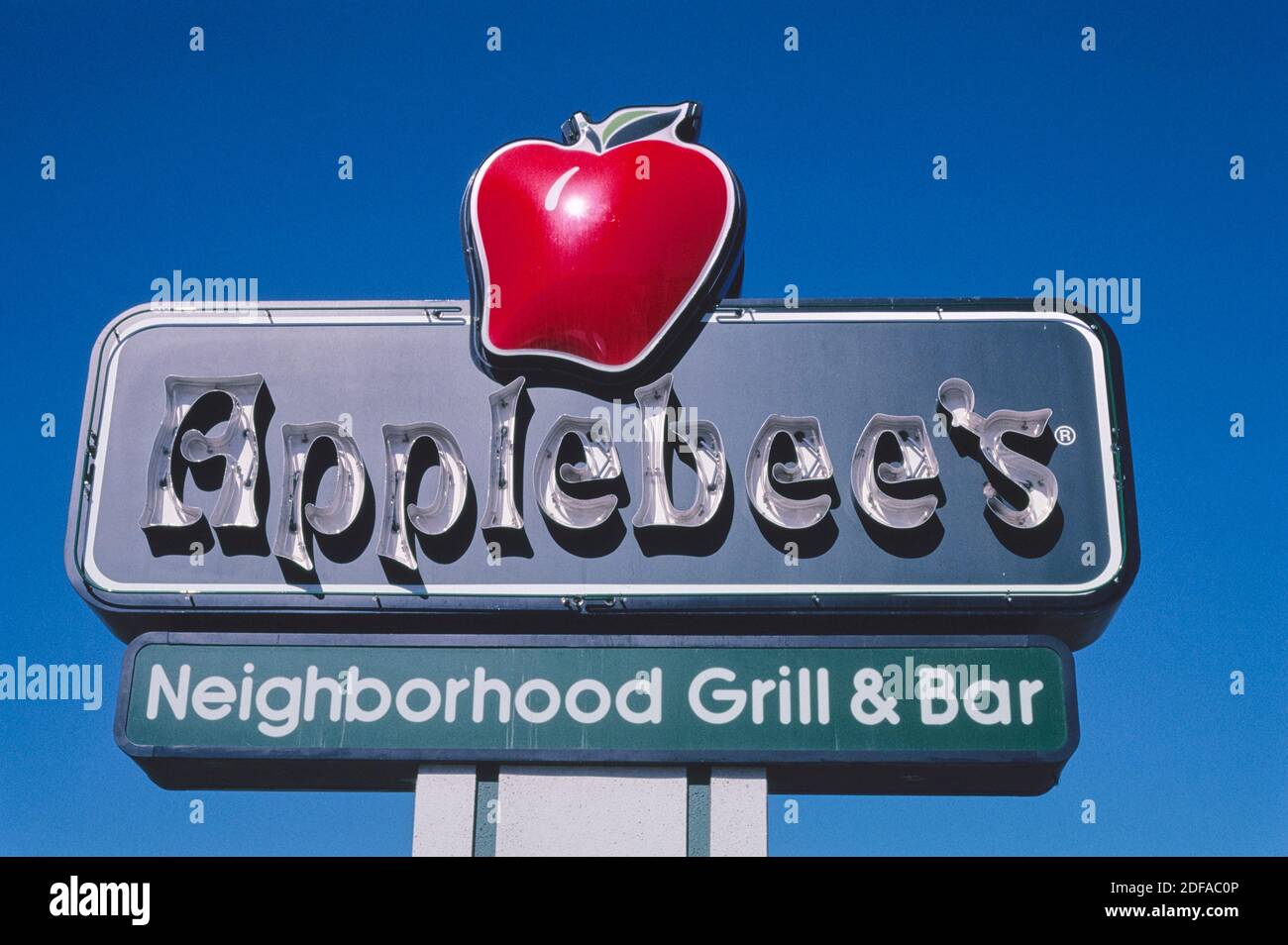 Applebee's Restaurant Sign, Yuma, Arizona, USA, John Margolies Roadside America Photograph Archive Foto Stock