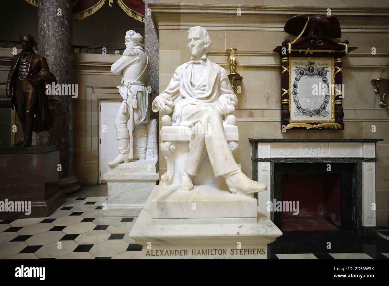 La statua di Alexander Hamilton Stephens è vista su Capitol Hill a Washington il 12 giugno 2020. Stephens è stato il vice presidente degli Stati confederati. Il Presidente della Camera degli Stati Uniti Nancy Pelosi ha invitato il Congresso il mercoledì a rimuovere 11 statue confederate dal Campidoglio degli Stati Uniti. Foto di Yuri Grippas/ABACAPRESS.COM Foto Stock