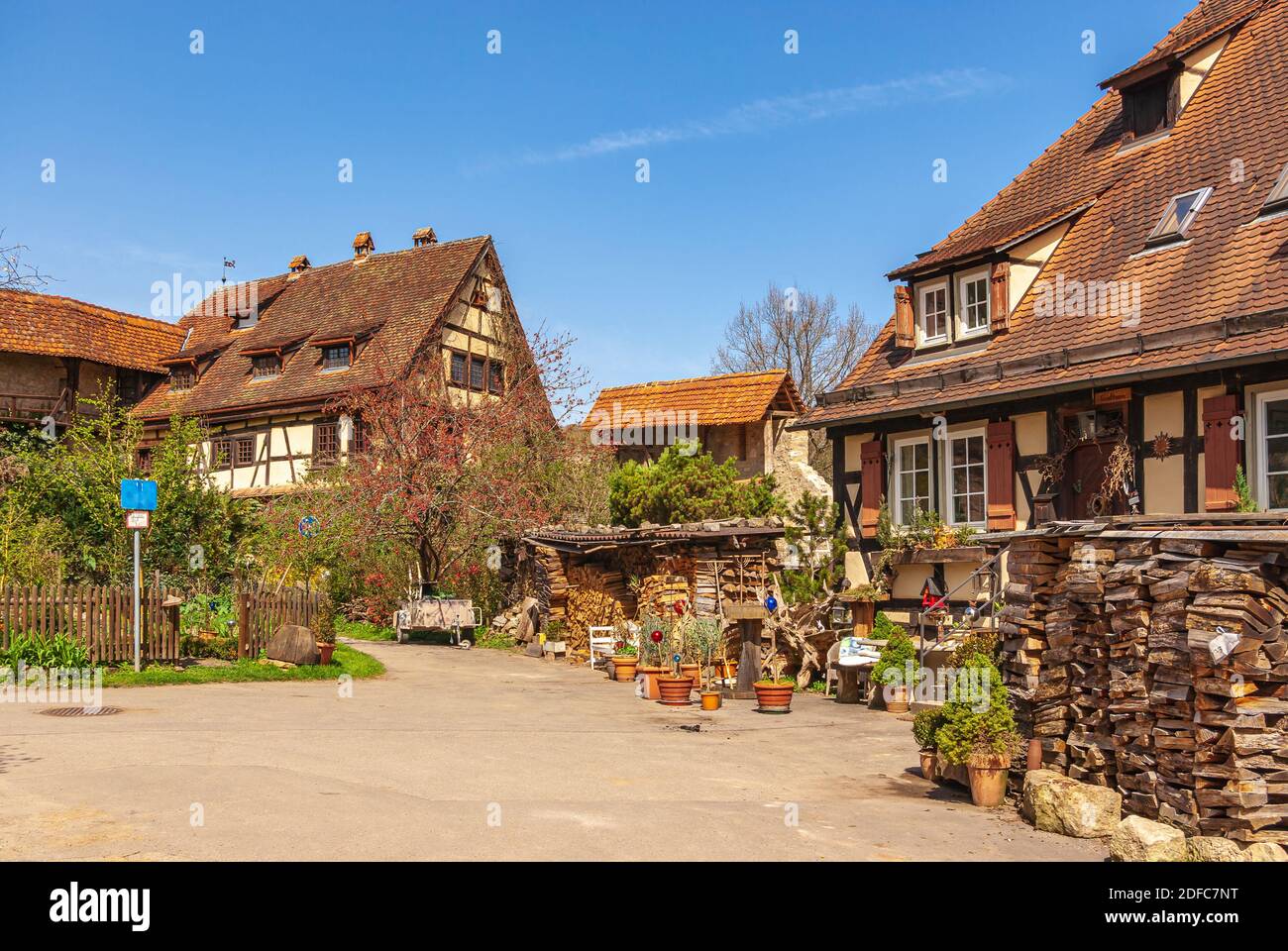 Impressioni sul villaggio e il complesso del palazzo e del monastero di Bebenhausen vicino a Tübingen, Baden-Württemberg, Germania. Foto Stock