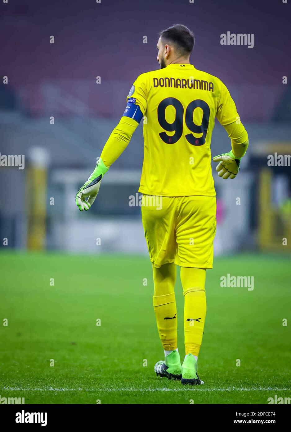 Milano, Italia. 3 dicembre 2020. Gianluigi DONNARUMMA di AC Milan durante la partita di calcio UEFA Europa League 2020/21 tra AC Milan e Celtic FC allo stadio San Siro di Milano il 03 dicembre 2020 - Foto FCI/Fabrizio Carabelli/LM Credit: Fabrizio Carabelli/LPS/ZUMA Wire/Alamy Live News Foto Stock