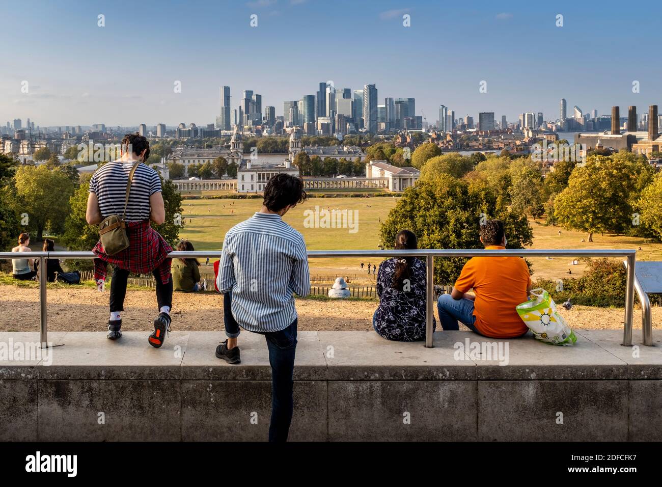 Una vista dall'alto di Greenwich Park e Canary Wharf, Londra, Regno Unito Foto Stock