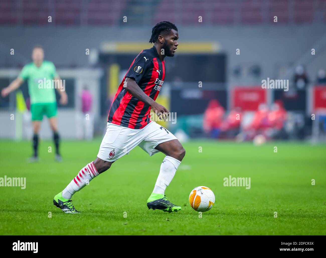 Franck Kessie di AC Milan durante la UEFA Europa League 2020/21 partita di calcio tra AC Milan vs Celtic FC AT San Siro St / LM Foto Stock