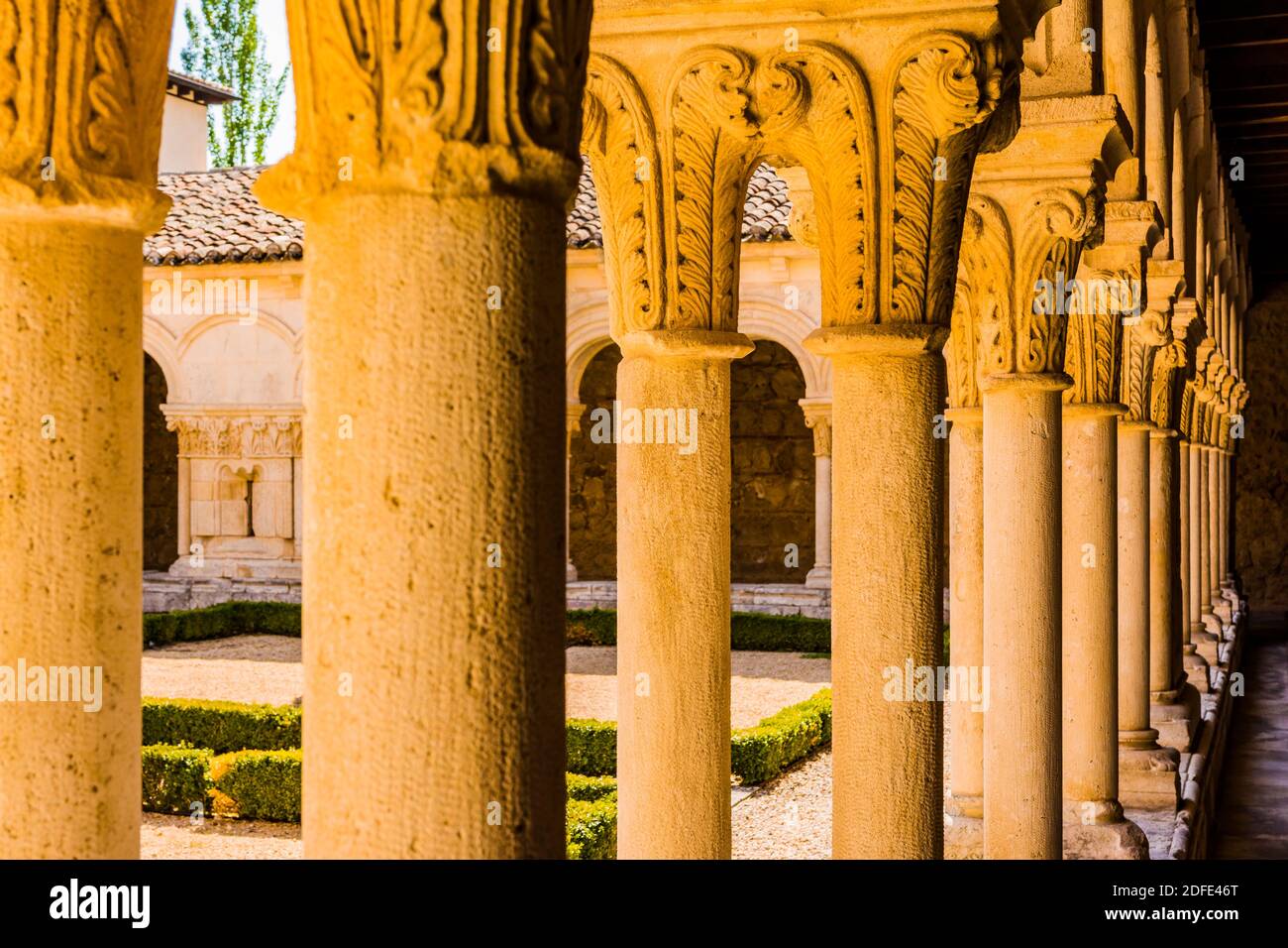 Vecchio chiostro o 'Las Claustrillas'. L'Abbazia di Santa María la Real de Las Huelgas è un monastero di monache cistercensi. Burgos, Castiglia e Leon, Spagna Foto Stock