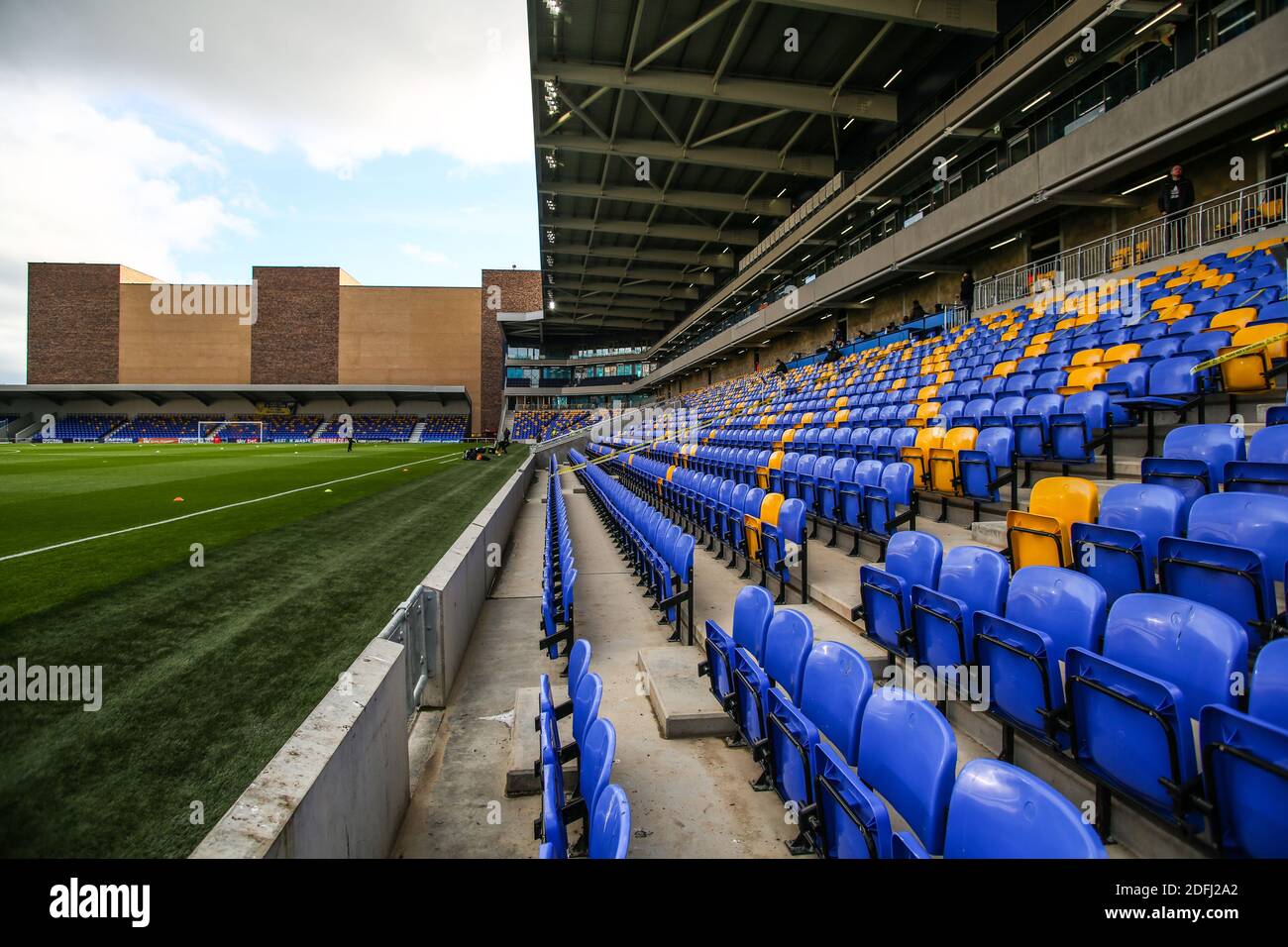 Vista generale all'interno del terreno prima della partita Sky Bet League One al Plough Lane, Londra. Foto Stock