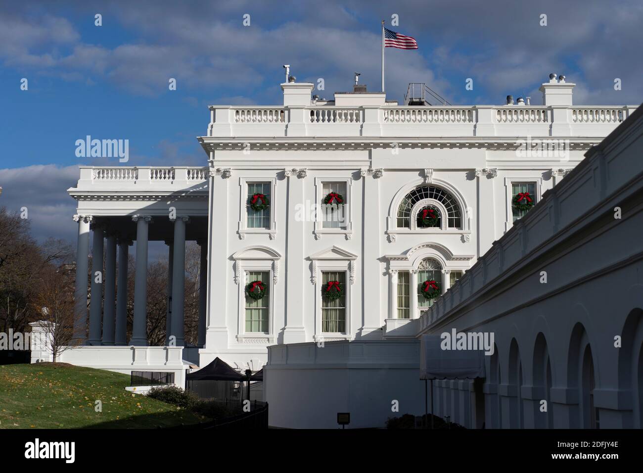Washington, Stati Uniti d'America. 05 dicembre 2020. La Casa Bianca a Washington, DC, visto il 5 dicembre 2020. Credit: Chris Kleponis/Pool via CNP | Usage worldwide Credit: dpa/Alamy Live News Foto Stock