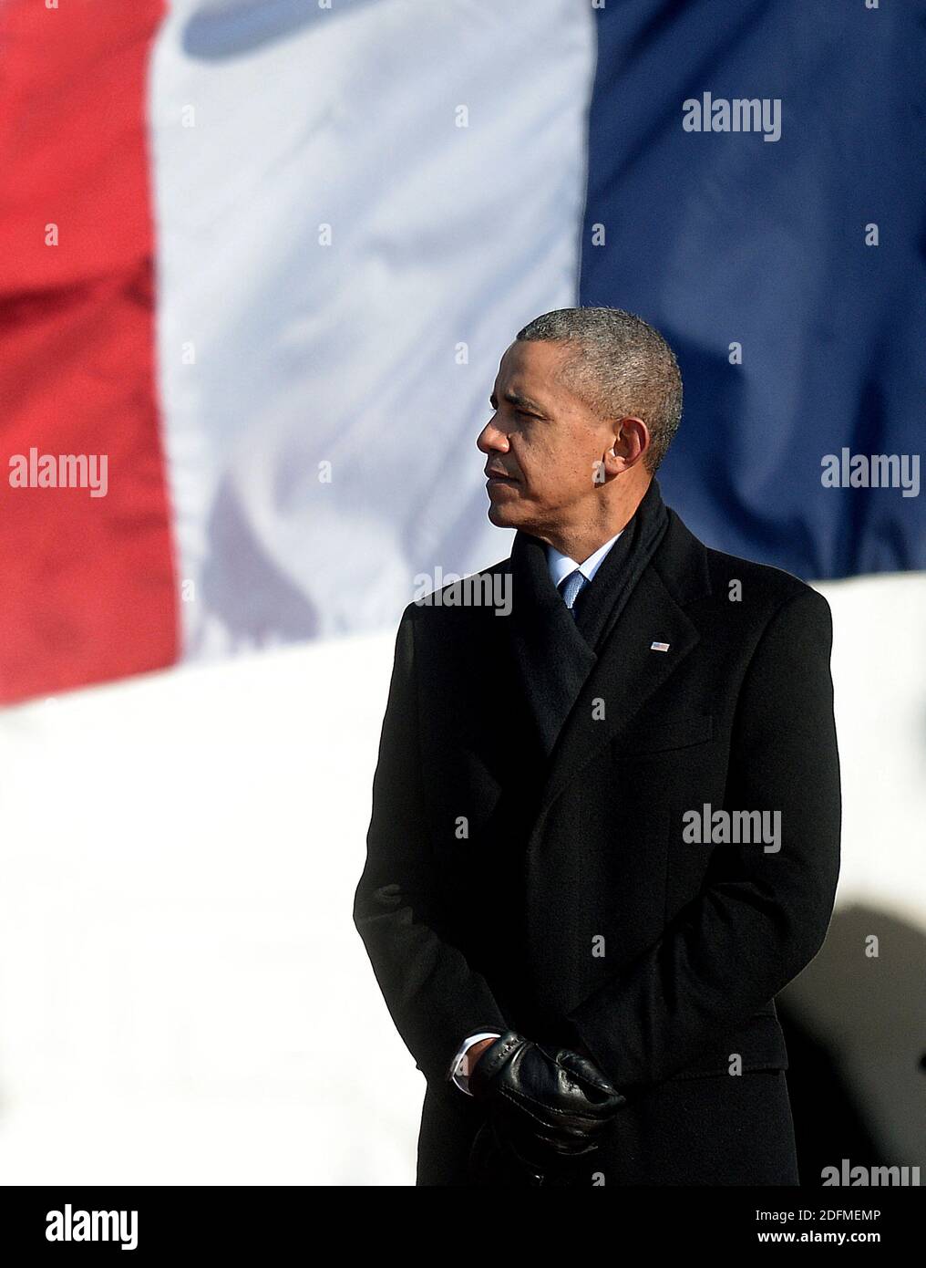 File photo - il presidente degli Stati Uniti Barack Obama dà il benvenuto al presidente francese Francois Hollande durante una cerimonia alla Casa Bianca a Washington, DC, USA, il 11 febbraio 2014. Il prossimo memoriale dell'ex presidente Barack Obama "A Promised Land" sarà rilasciato il 17 novembre in formato hardcover, digitale e audiolibro. Foto di Olivier Douliery/ABACAPRESS.COM Foto Stock