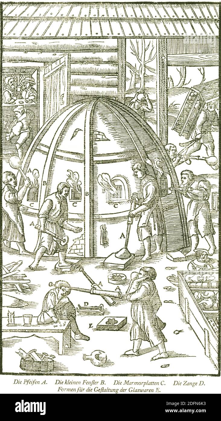 Forno in vetro per la produzione di vetreria finita, resoconto storico di Georgius agricola, De re metallica libri XII, Berg- und Huettenwesen Foto Stock