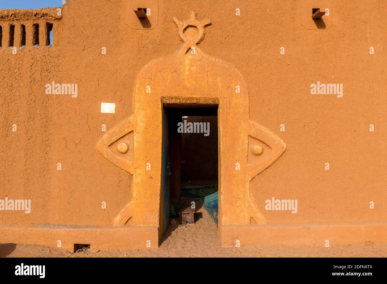 Costruzione di loam, architettura tradizionale, Agadez, Nige Foto Stock